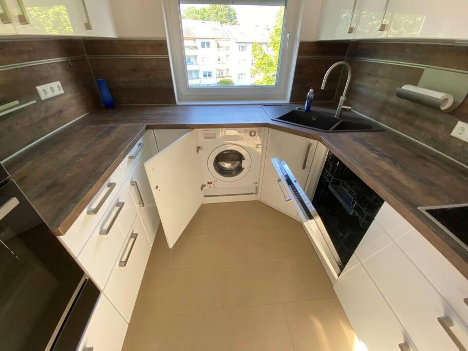 Luxury Apartment With Air Conditioning & Jaccuzzi Near Frankfurt Wiesbaden Hofheim am Taunus Exterior foto